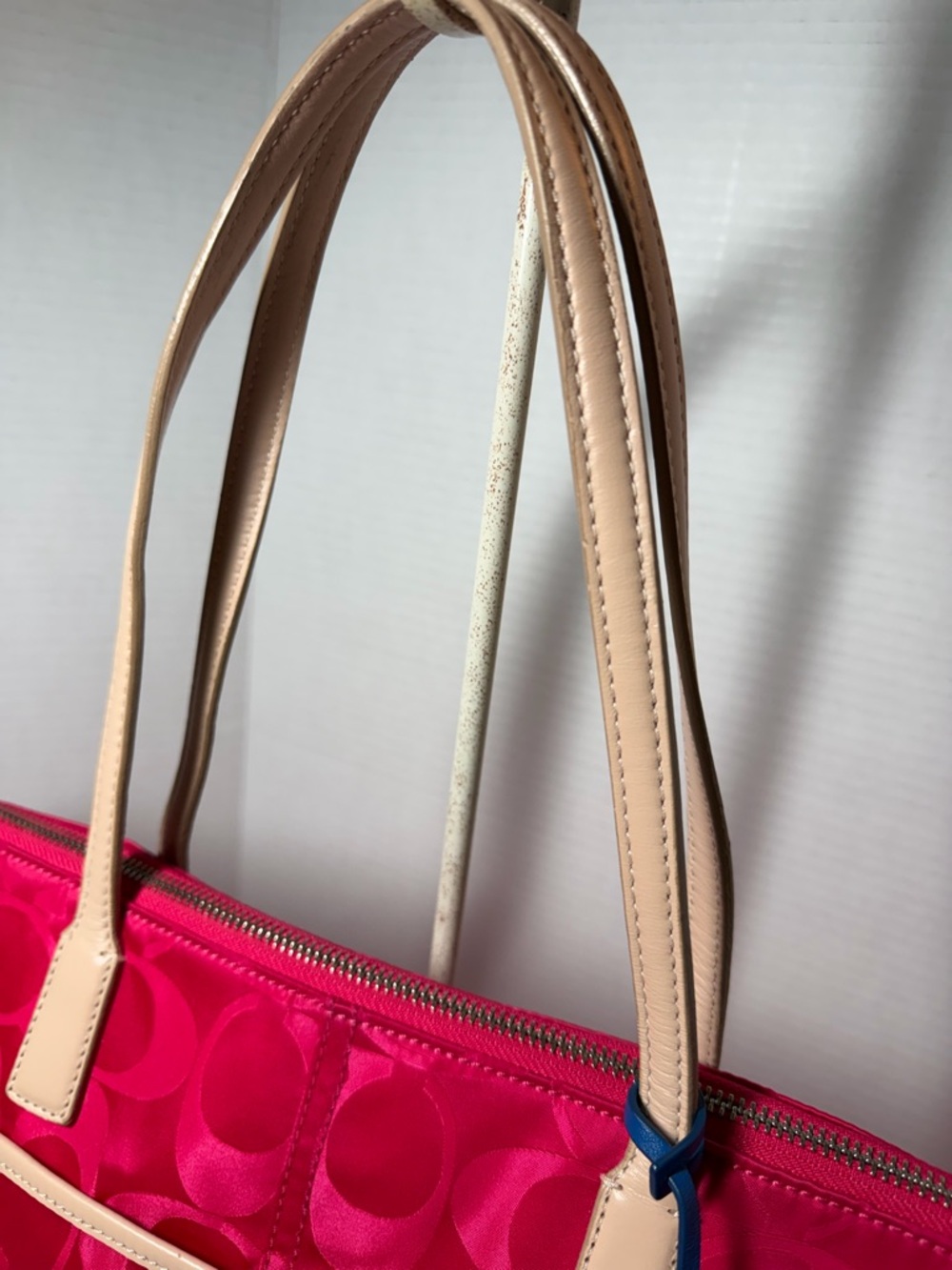 Coach pink shoulder Bag - Picture 5 of 11